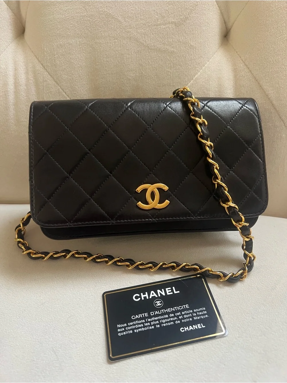 🖤🖤Chanel Vintage Black Quilted Lambskin Full Flap 24k Gold Plated hardware